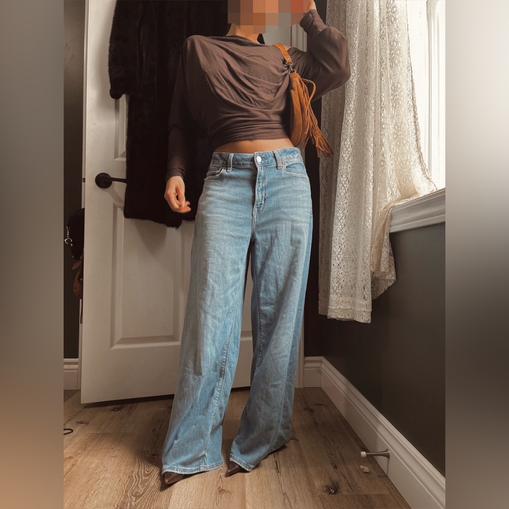 American Eagle Ultra Baggy Jeans - Picture 2 of 2